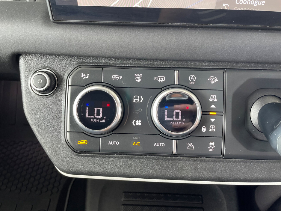 2025 Land Rover Defender 3L Diesel For Sale Images