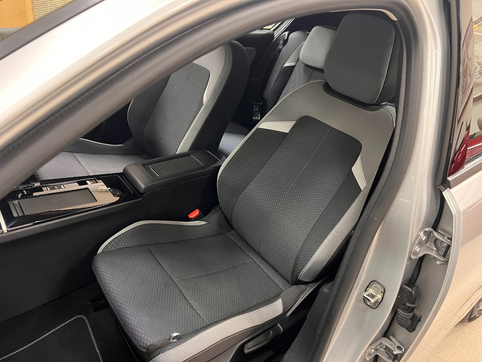 2024 Opel Astra 1.5L Diesel For Sale Images