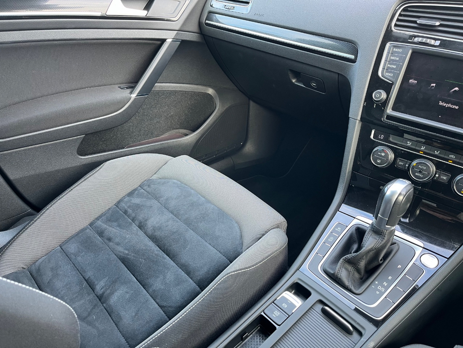 2015 Volkswagen Golf 1.4L Petrol For Sale Images