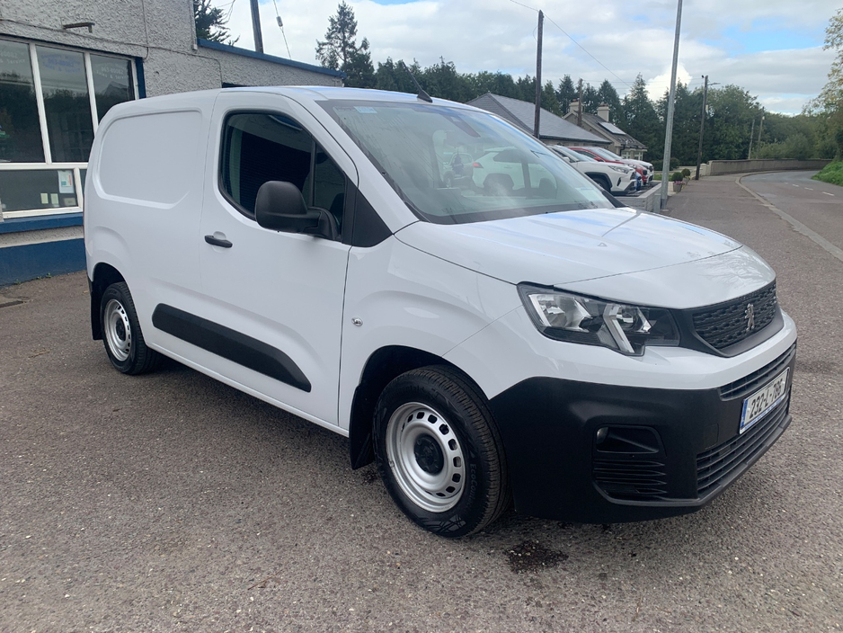 2023 Peugeot Partner 1.5L Diesel For Sale Images