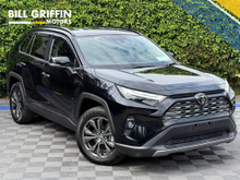 Toyota Rav4 G-SPEC 2.5 HYBRID AUTO // TINY MILEAGE // LEATHER HEATED & COOLED SEATS // 360 PARKING CAMERAS