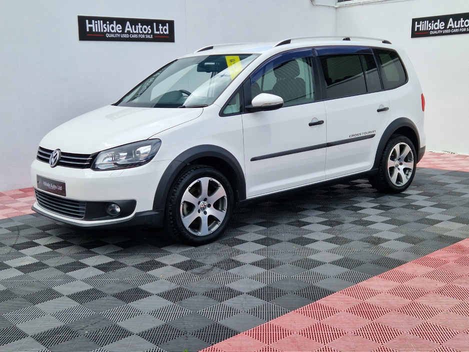 2012 Volkswagen Touran 1.4L Petrol For Sale Images