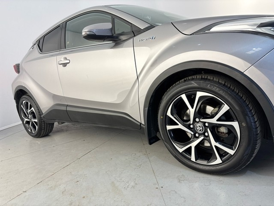 Toyota C-HR HYBRID SPORT AUTO — thumbnail 17