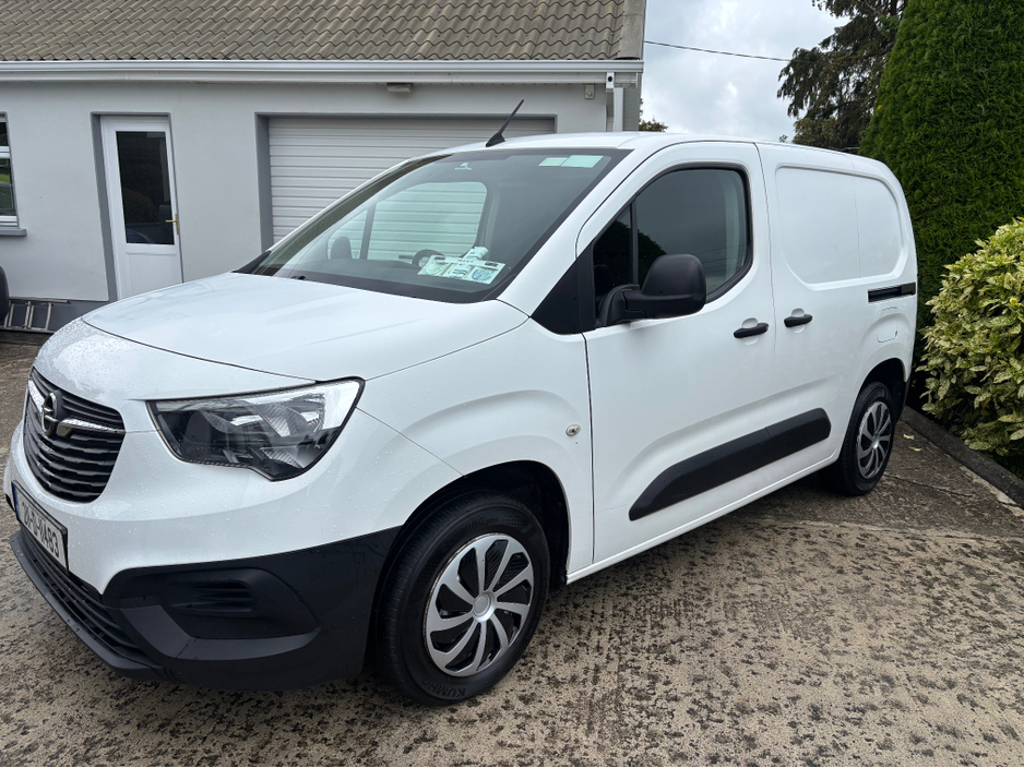 2021 Opel Combo 1.5L Diesel For Sale Images
