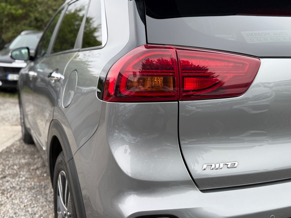 2021 Kia Niro 1.6L Petrol Plug-in Hybrid For Sale Images