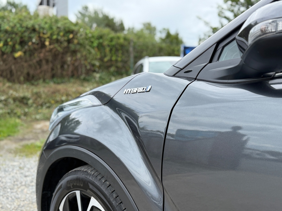 2020 Toyota C-HR 1.8L Petrol Hybrid For Sale Images