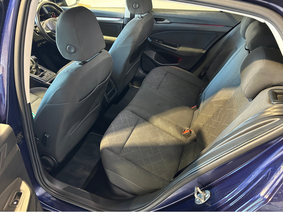 2021 Volkswagen Golf 1.5L Petrol For Sale Images