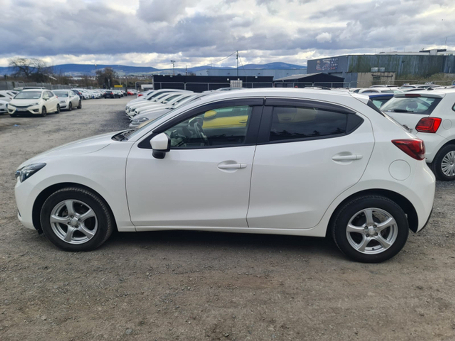 Mazda Demio 1.3L Petrol Automatic (6194) — thumbnail 7