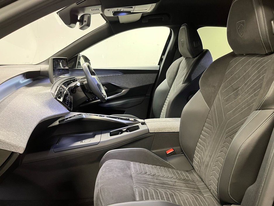 Peugeot 3008 3008 Gt Ev GT 210 Electric 73kWh Auto — thumbnail 19