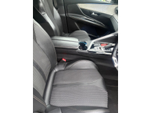 2022 Peugeot 3008 1.6L Petrol Plug-in Hybrid For Sale Images