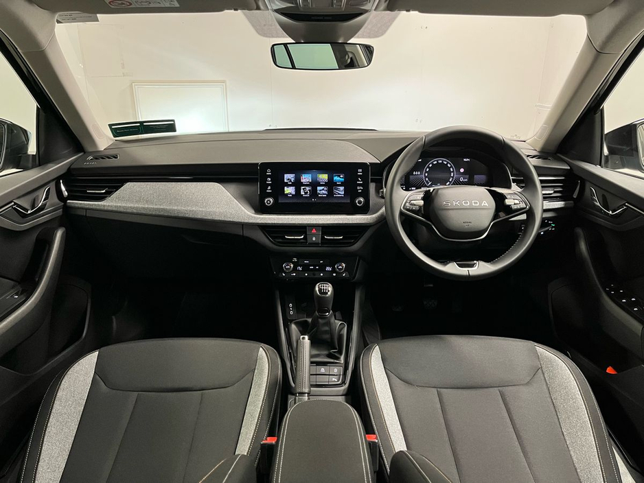 Skoda Kamiq Selection 1.0TSI 115BHP - Reversing Camera - Climate Control - Heated Seats - Keyless Start - Cruise Control - Apple CarPlay/Android Auto — thumbnail 3