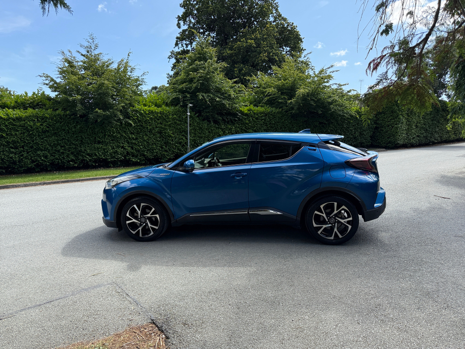 2017 Toyota C-HR 1.8L Petrol Hybrid For Sale Images