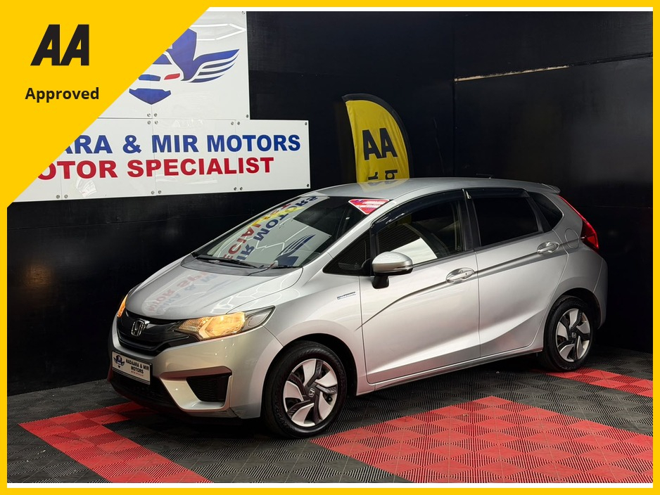 Honda Fit GP5 — thumbnail 3