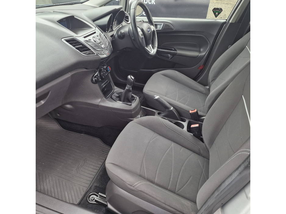 Ford Fiesta 1.0 EcoBoost 65PS S/S Zetec — thumbnail 14