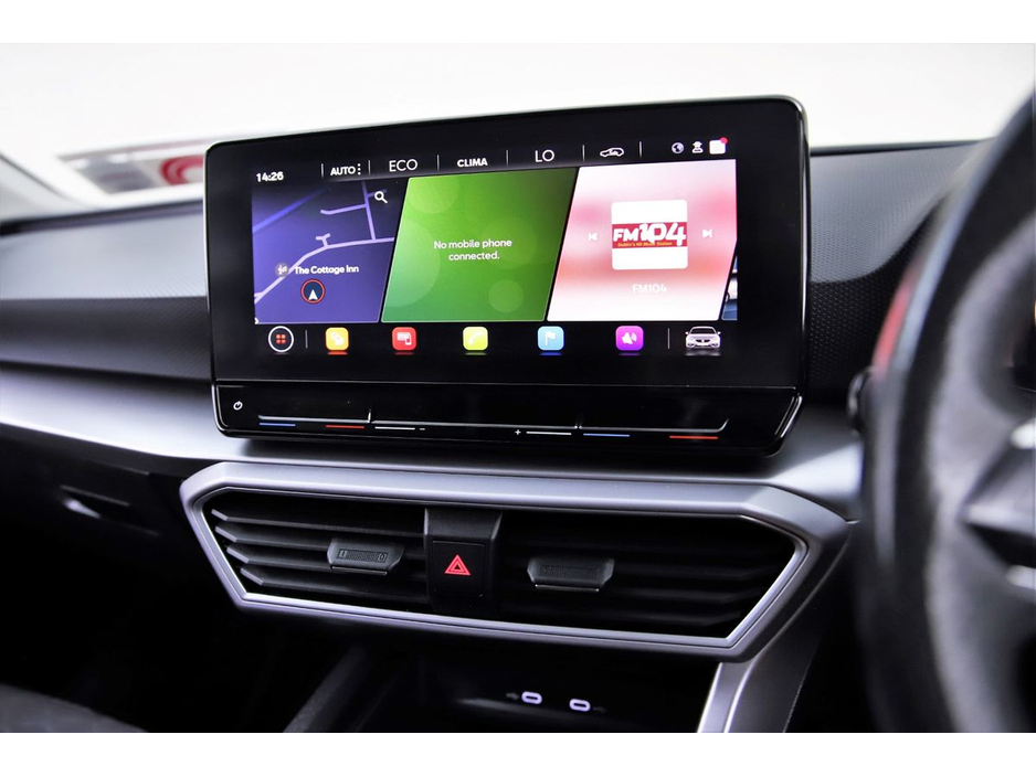 SEAT Leon 1.4 FR E-HYBRID DSG 204BHP HALF LEATHER*SPORT SEATS* — thumbnail 22