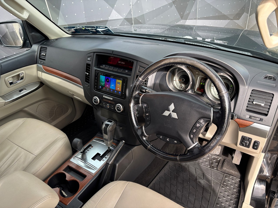 2014 Mitsubishi Pajero 3.2L Diesel For Sale Images