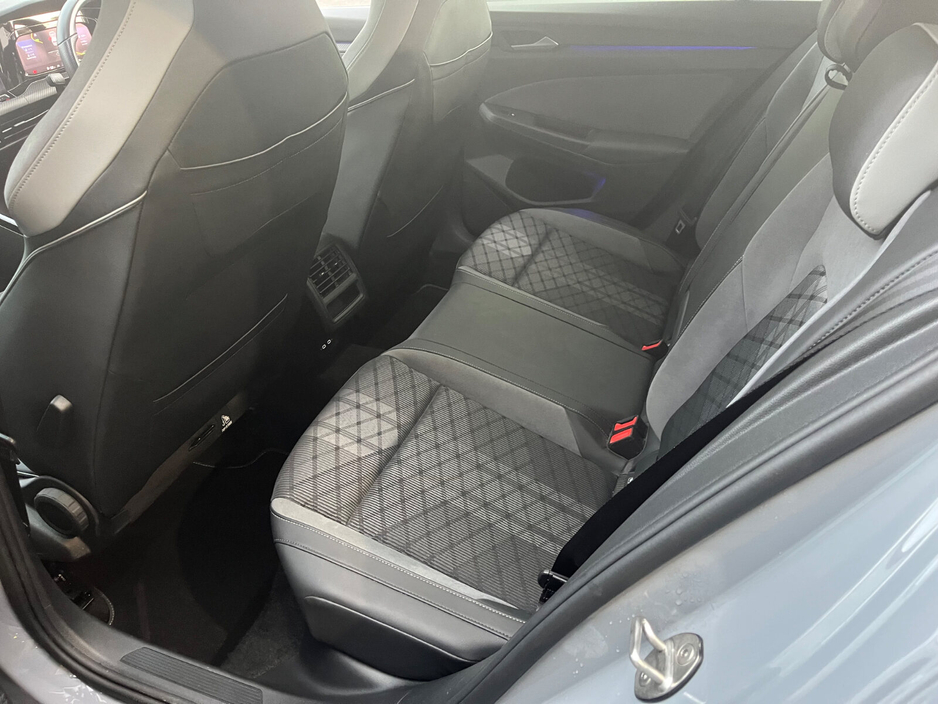 2024 Volkswagen Golf 2L Diesel For Sale Images