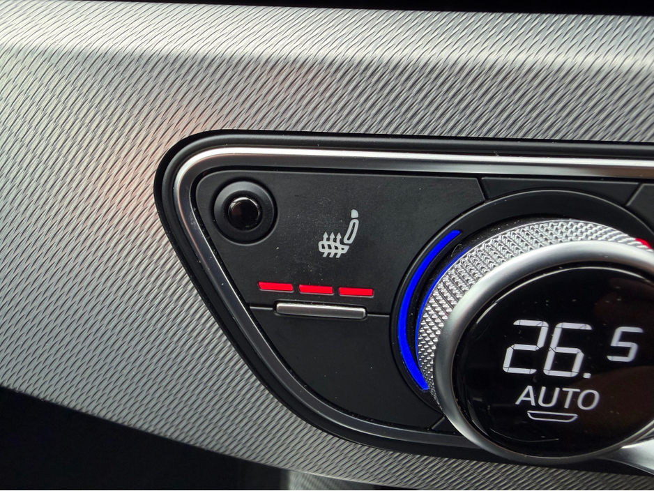 2022 Audi A4 2L Diesel For Sale Images