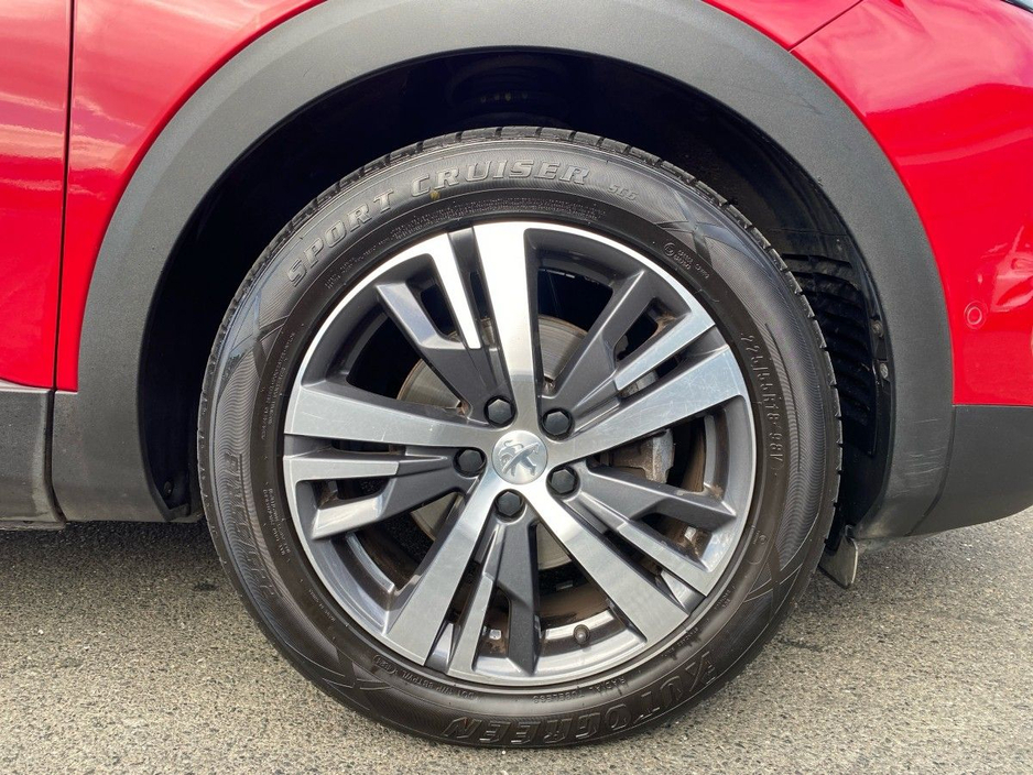 Peugeot 3008 1.5 BlueHDi 130bhp Auto Allure — thumbnail 5