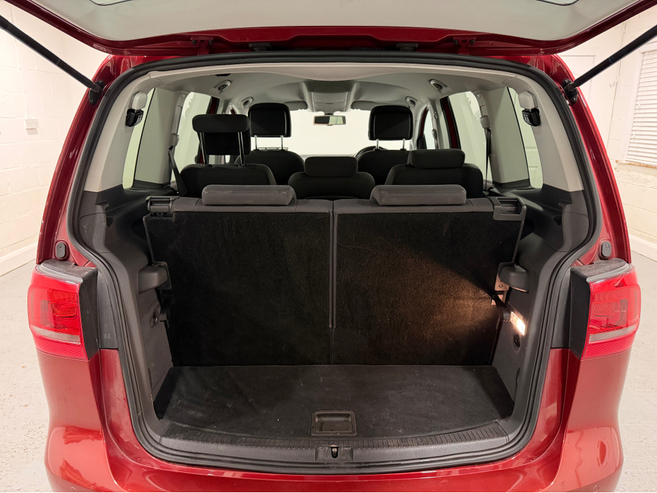 2015 Volkswagen Touran 1.4L Petrol For Sale Images