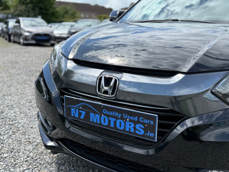 2014 Honda Vezel 1.5L Hybrid For Sale Images