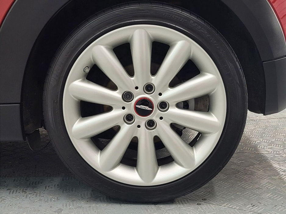 2019 MINI Hatch 2L Petrol For Sale Images
