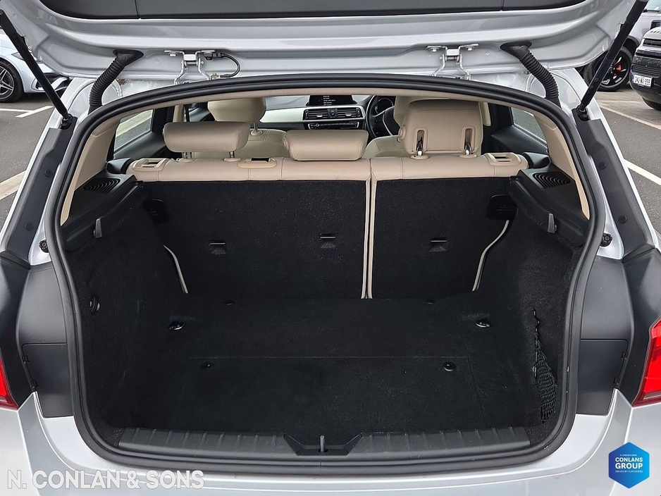BMW 1 Series 116D SE AUTO *LOW MILEAGE* — thumbnail 12