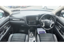 2017 Mitsubishi Outlander 2L Petrol Plug-in Hybrid For Sale Images