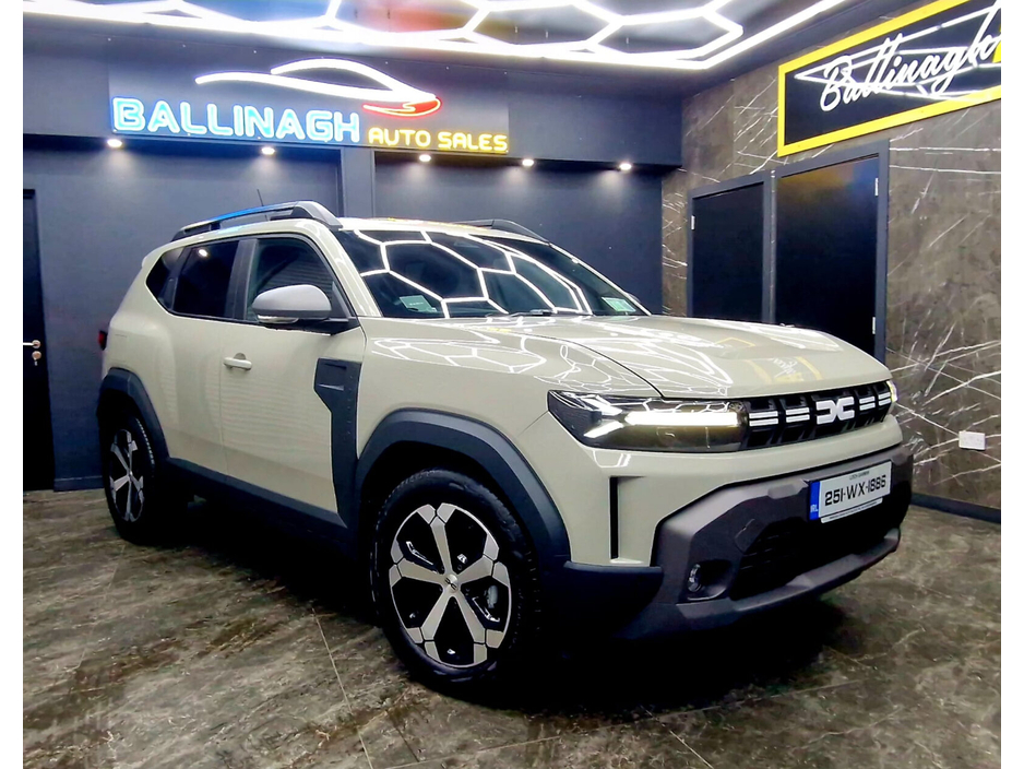 2025 Dacia Duster 1.2L Petrol Hybrid For Sale Images