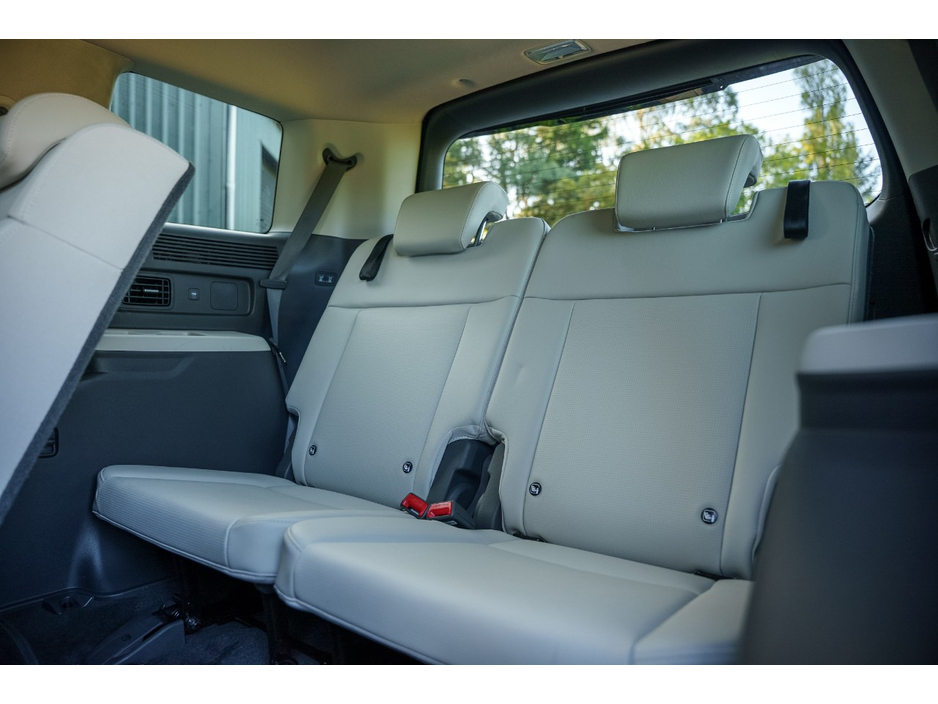 2025 Hyundai Santa Fe 1.6L Petrol Plug-in Hybrid For Sale Images