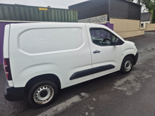 2021 Peugeot Partner 1.5L Diesel For Sale Images