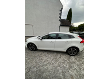 Volvo V40 1.6 R-Design Hatchback Diesel Manual (115bhp)