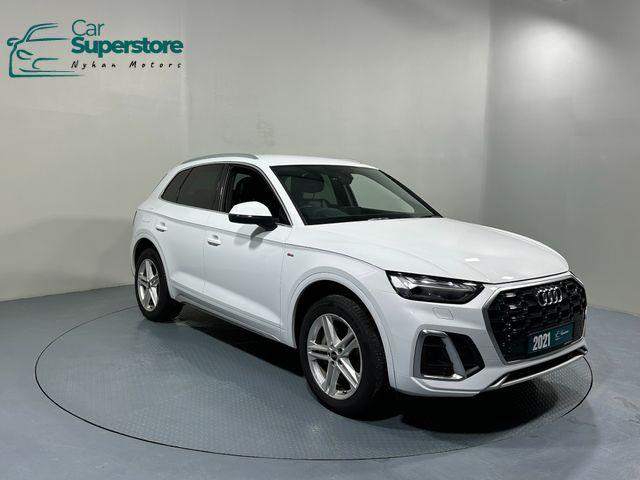 2021 AUDI Q5 TFSi E S Line Quattro