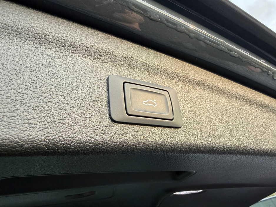 Audi Q3 1.4 TFSI TECHNIK 45 245PS 5DR — thumbnail 12
