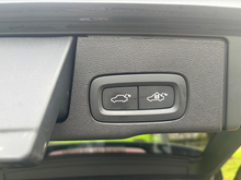2025 Volvo XC60 2L Petrol Plug-in Hybrid For Sale Images