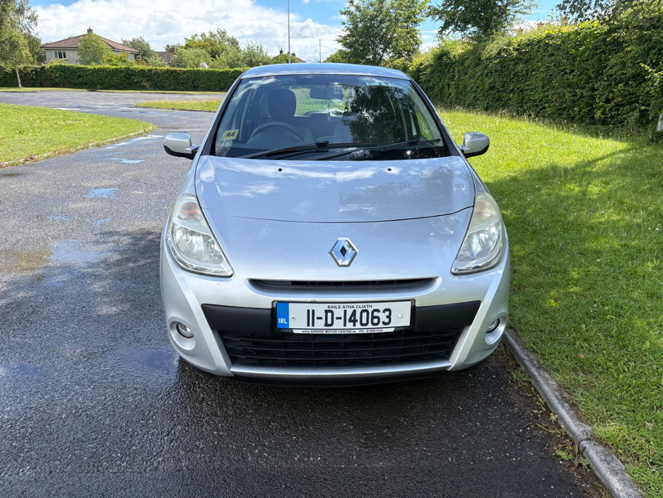 2011 Renault Clio 1.1L Petrol For Sale Images
