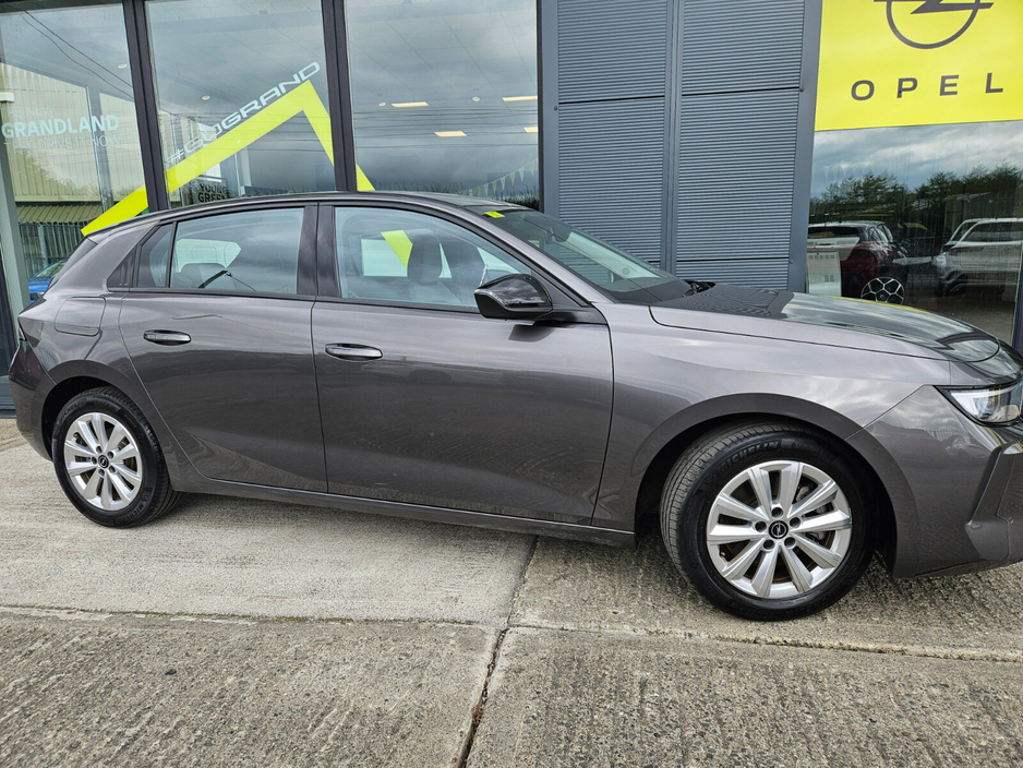 2024 Opel Astra 1.5L Diesel For Sale Images