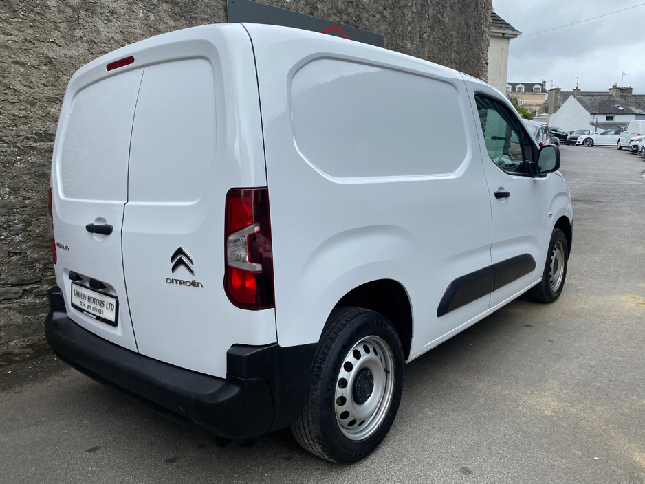 2023 Citroen Berlingo 1.5L Diesel For Sale Images