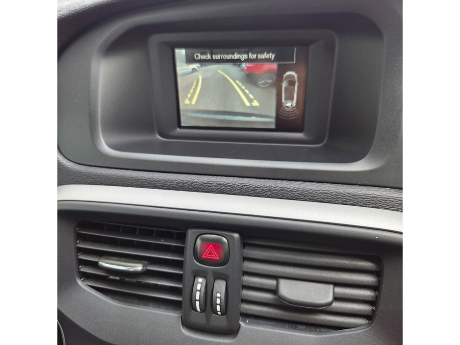 2016 Volvo V40 2L Petrol For Sale Images