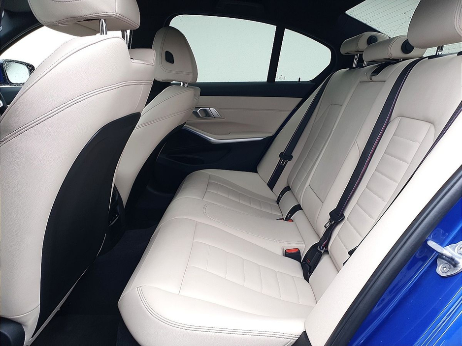 BMW 3 Series 330e M Sport Auto — thumbnail 22