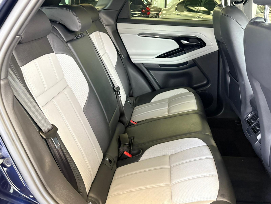 2023 Land Rover Range Rover Evoque 1.5L Petrol Plug-in Hybrid For Sale Images