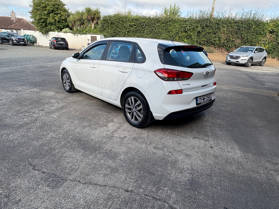 2017 Hyundai i30 1.6L Diesel For Sale Images