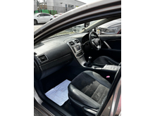 2015 Toyota Avensis 2L Diesel For Sale Images