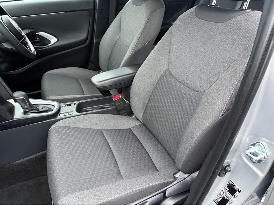 2025 Toyota Yaris Cross 1.5L Petrol Hybrid For Sale Images