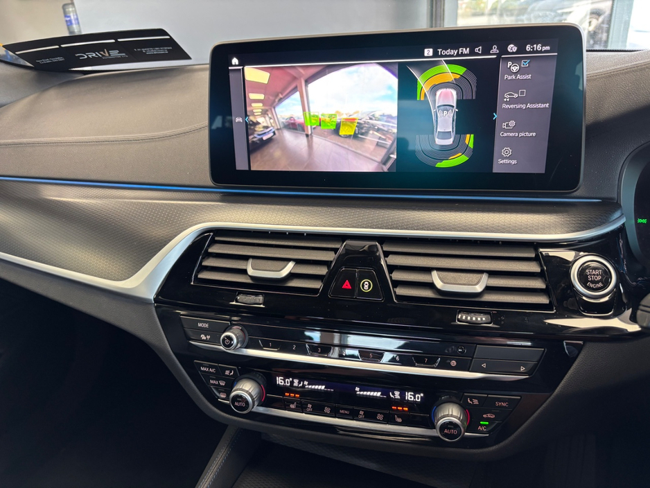 2023 BMW 5 Series 2L Petrol Plug-in Hybrid For Sale Images