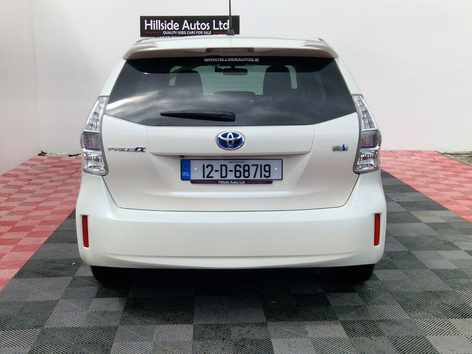 2012 Toyota Prius 1.8L Petrol Hybrid For Sale Images