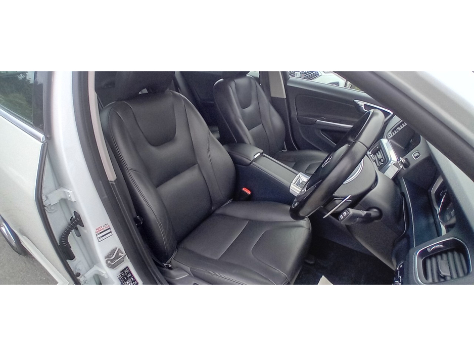 2015 Volvo V60 1.6L Petrol For Sale Images