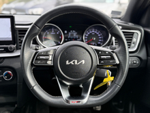 2022 Kia Ceed 1.6L Diesel Hybrid For Sale Images