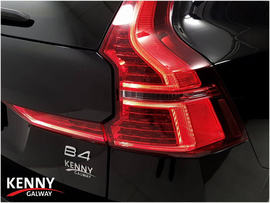 2022 Volvo XC60 2L Diesel For Sale Images