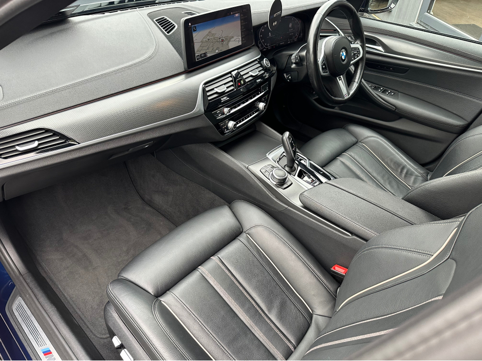 2022 BMW 5 Series 2L Diesel Hybrid For Sale Images